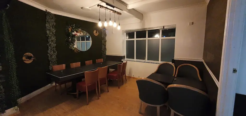 Davinder Dhillon_The Terrace_Southall_review