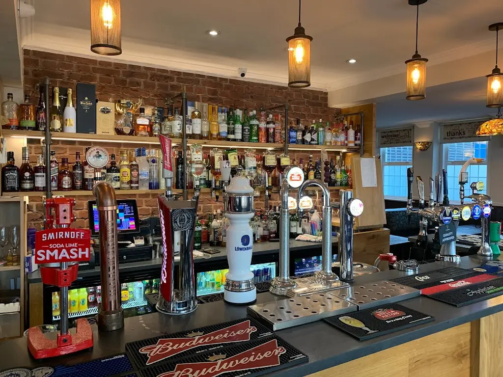 The Prince of Wales_Southall_slider_image_1