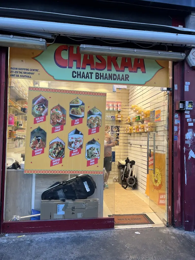 Chaskaa Chaat Bhandaar_Southall_slider_image_1