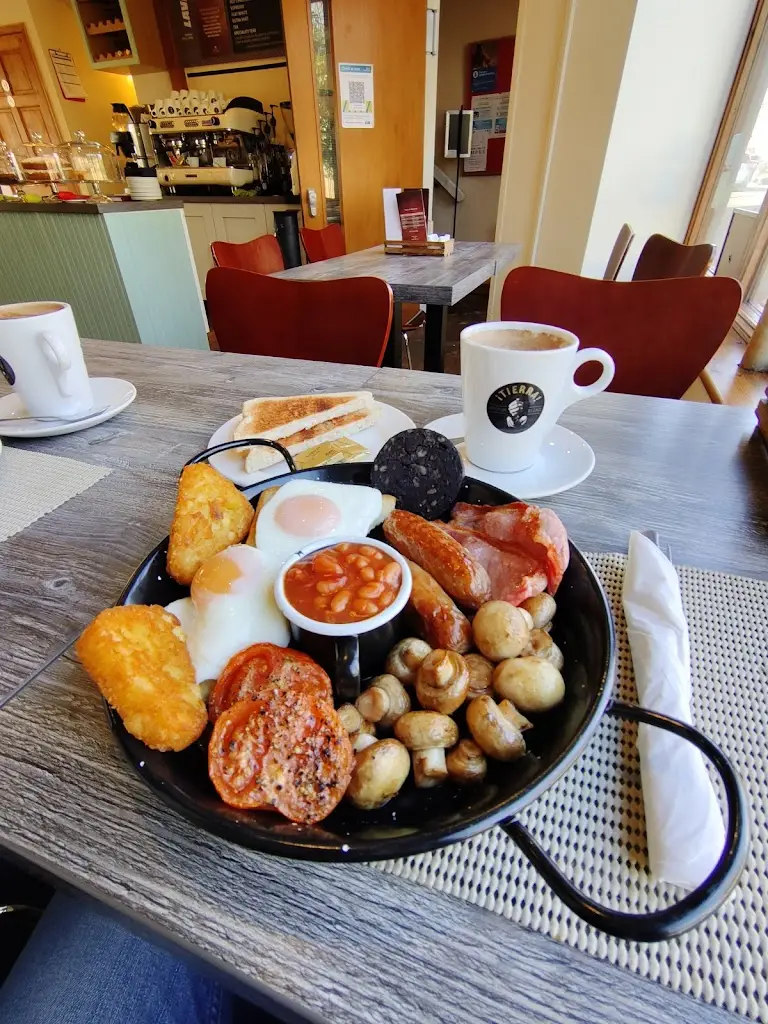 Wilkin Lee_Café Charlotte_Stalham_review
