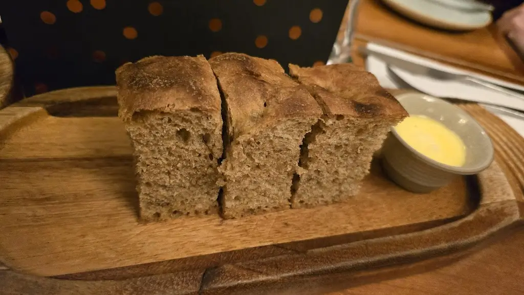 Steve Sharpe_Golden Lion_Southwick_review