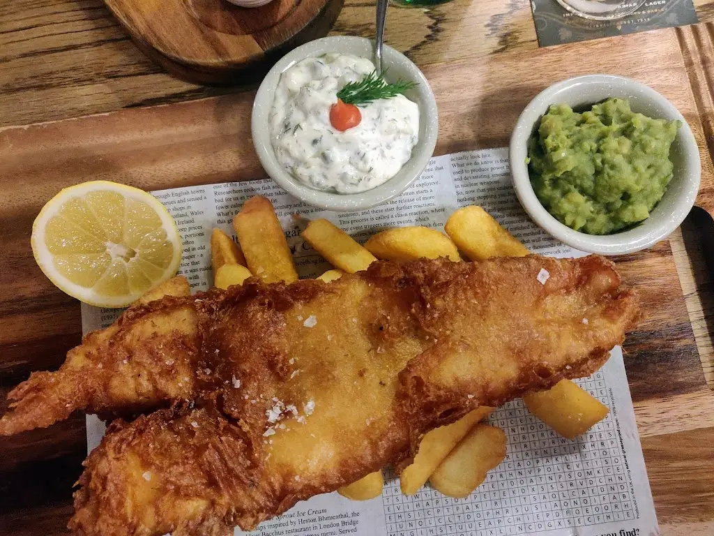 Golden Lion_Southwick_slider_image_3