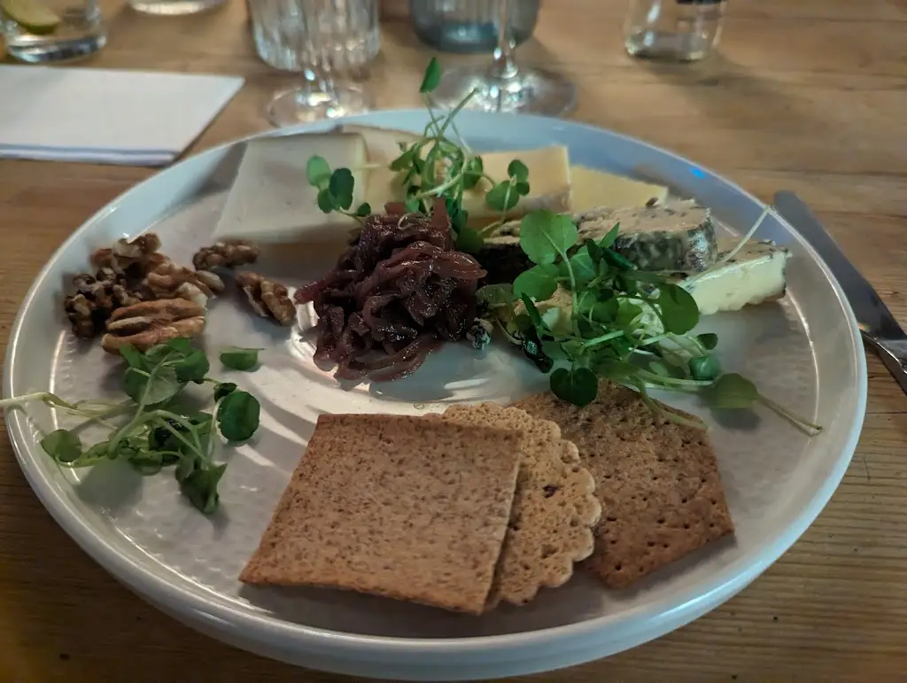 Menu_The Five Bells, Leighton Buzzard_Stanbridge_image_9