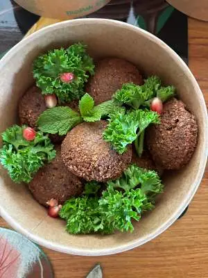 Menu_Alissar's Kitchen_Standlake_image_4