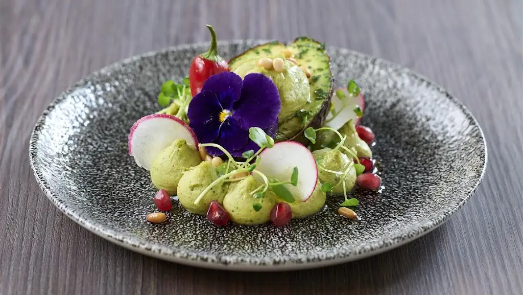 Al Phoenic_Battersea_slider_image_3