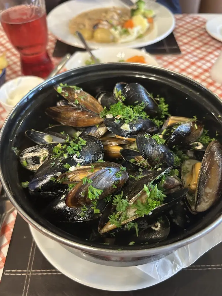 Chez Moi_Southport_slider_image_3