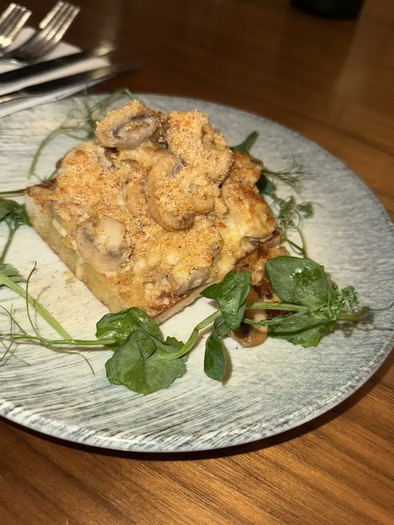 michelle flynn_The Office Bar & Restaurant_Southport_review