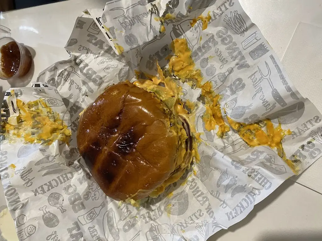 Hanif Ibrahim_Smokey Grill Burgers_Battersea_review