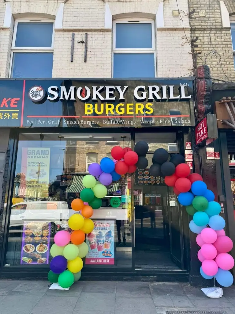 Smokey Grill Burgers Restaurant in Battersea