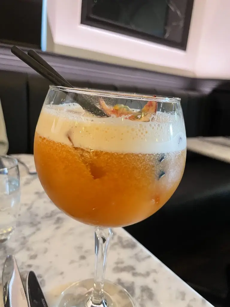 Julie Handley_Gemini Lounge Restaurant_Southport_Bewertung