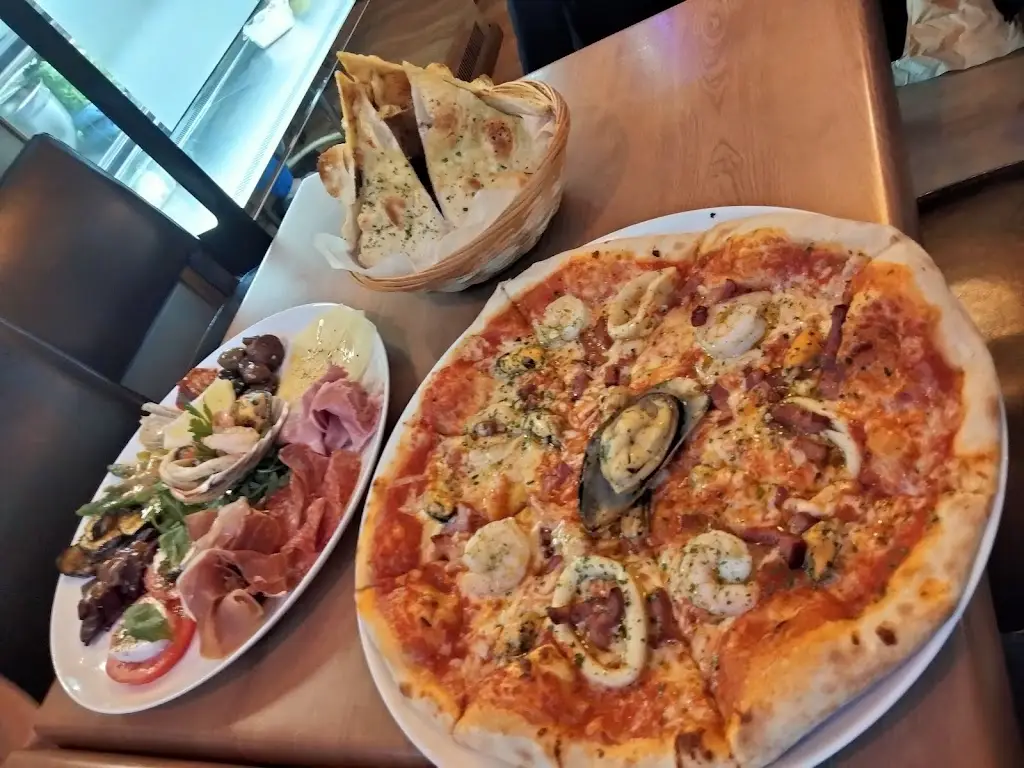 FeedTheBeard Preston_Gusto Trattoria_Southport_review