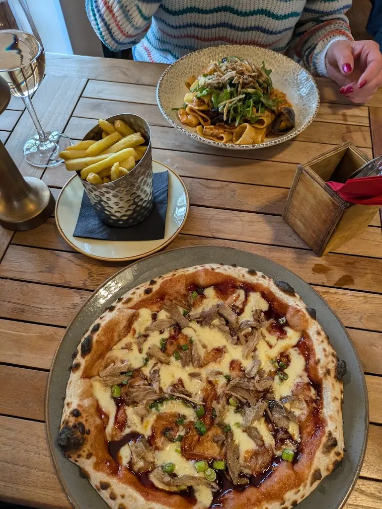 Emma Watkins_La Tabella_Southport_reseña