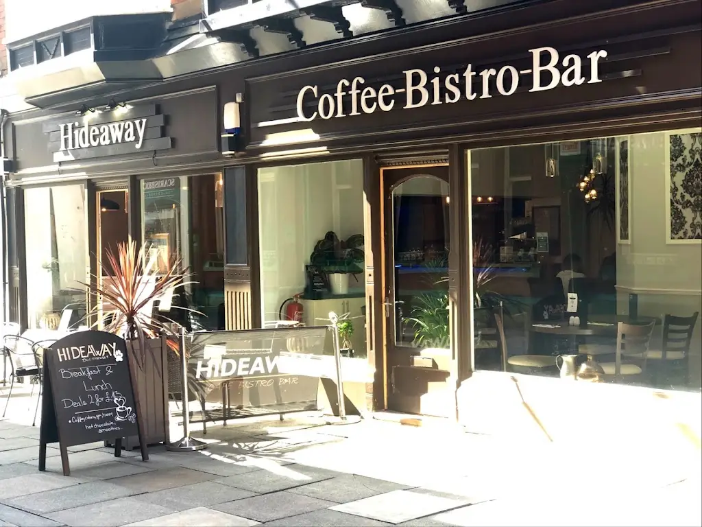 Hideaway Cafe Bistro & Bar Restaurant in Southport