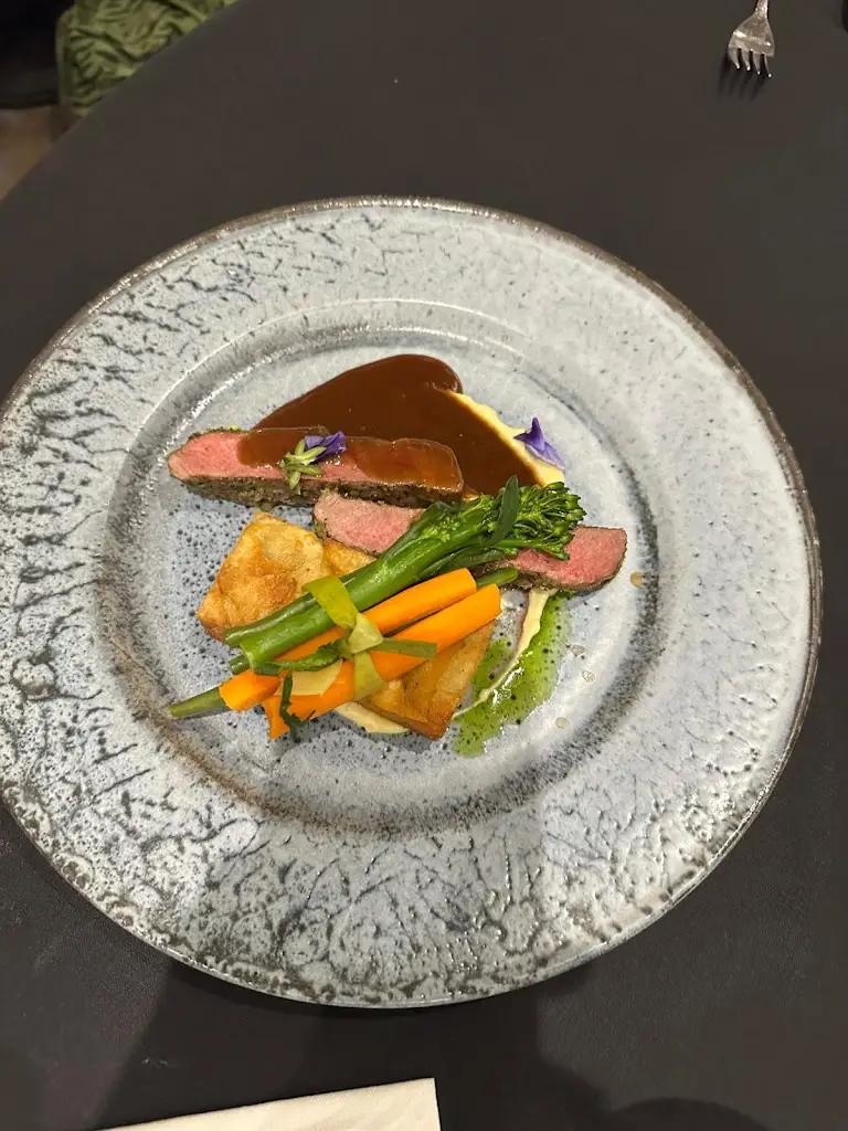 Linda Griffiths_Dolce Vita_Southport_review