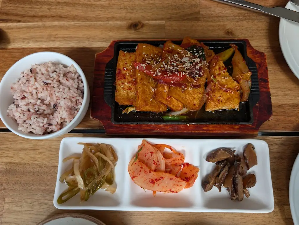 J B_Korean Kitchen_Southport_review