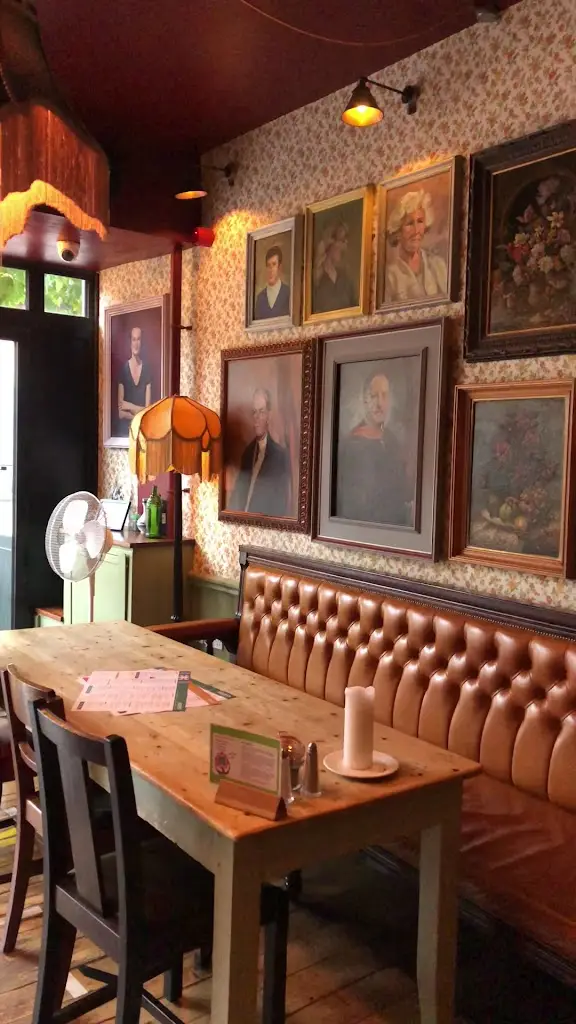 Nostrano Lounge_Staines_slider_image_2