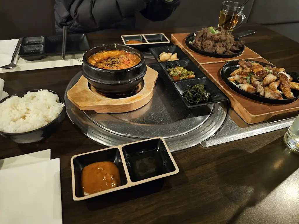 Tharindu Dissanayaka_YORI Staines_Staines_review