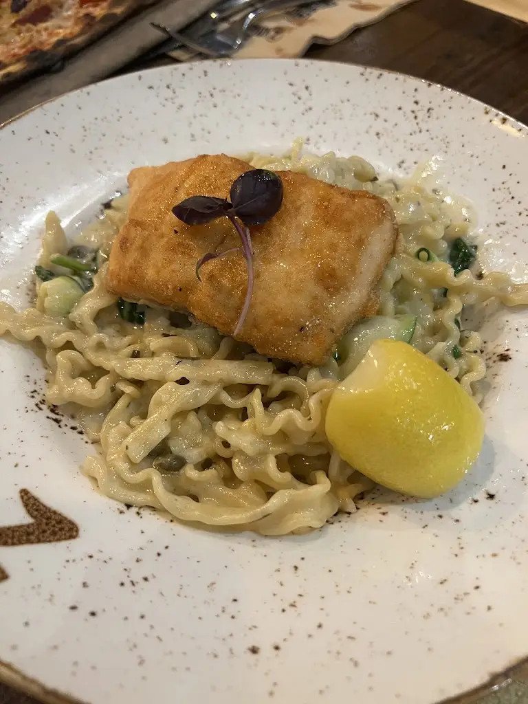 Lily Tjhi_Zizzi - Staines_Staines_review