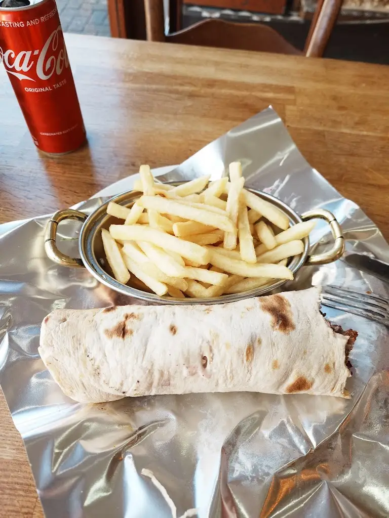 MARTIN_Nomad_Staines_review