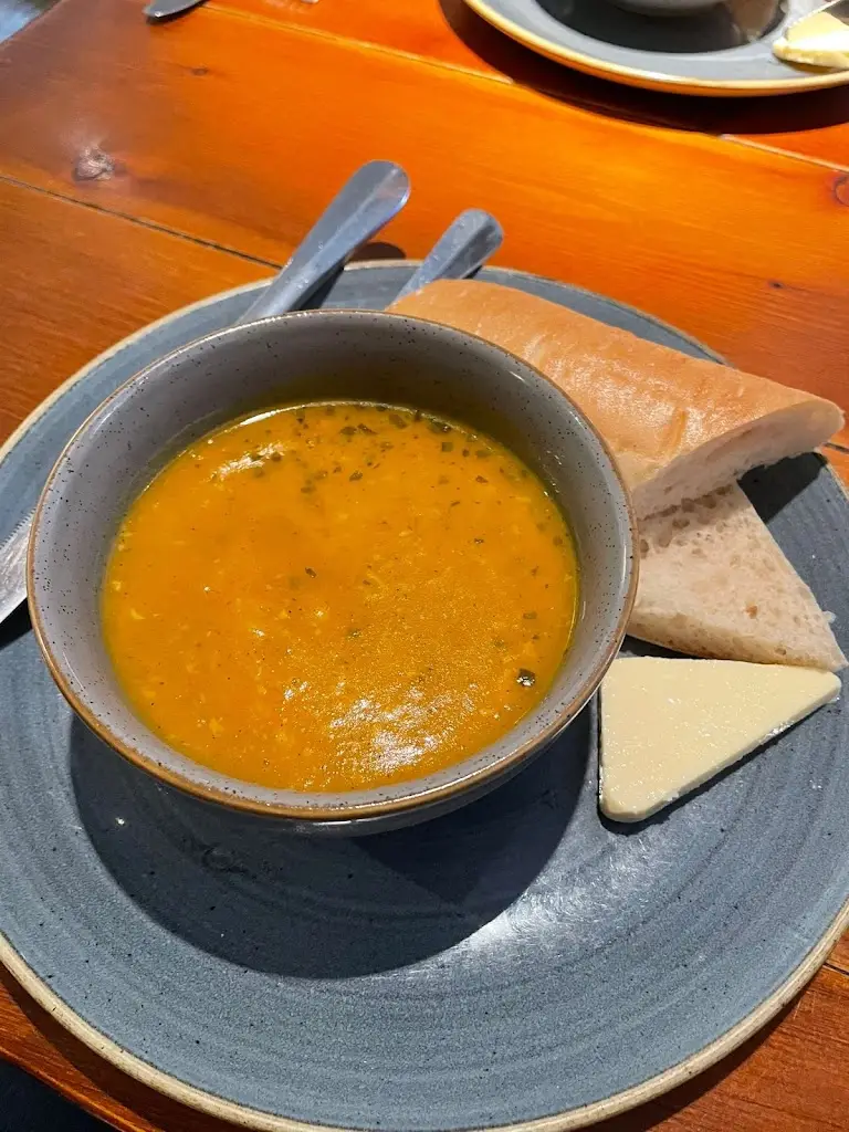 Mark Abrey_The Three Cups_Stamford Bridge_review