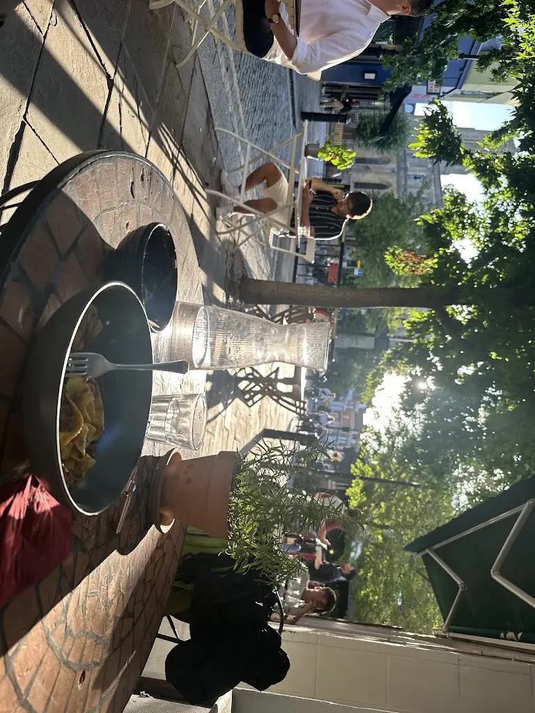 Beril Oturmazer_Al Santo_Stamford Bridge_review