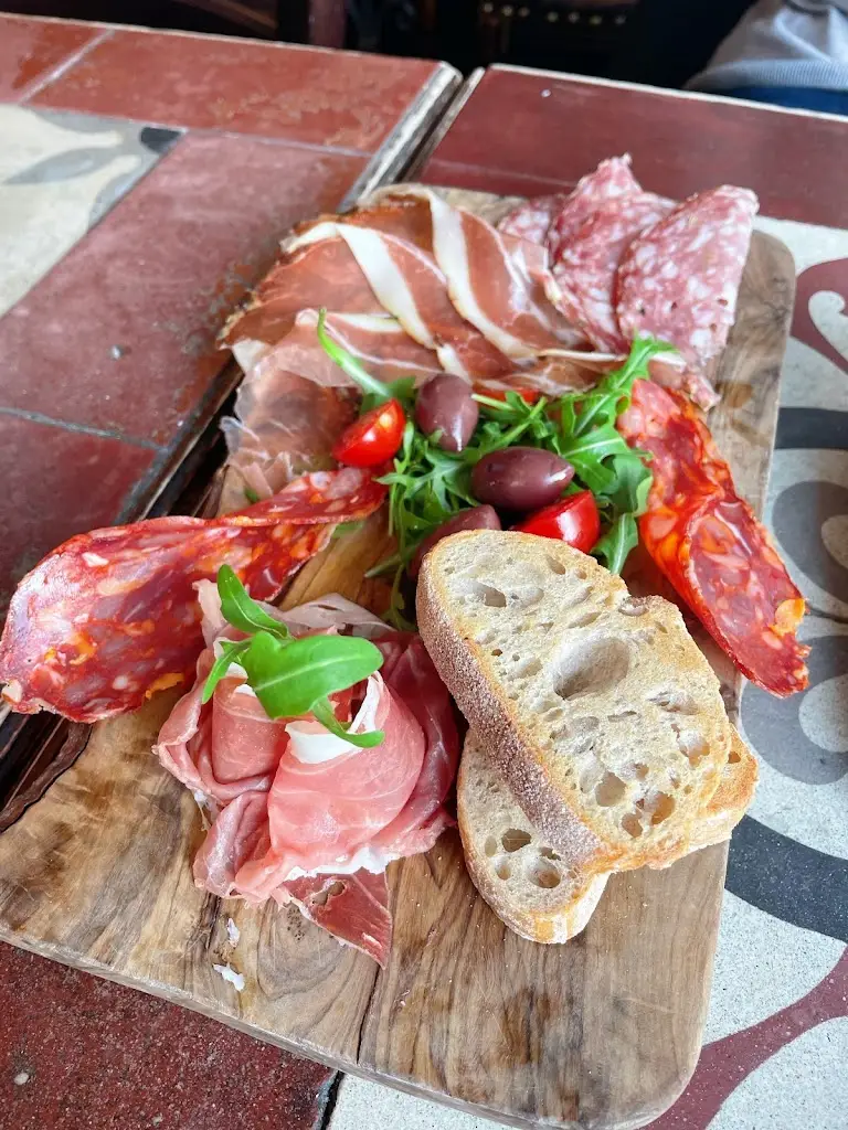 Al Santo_Stamford Bridge_slider_image_3