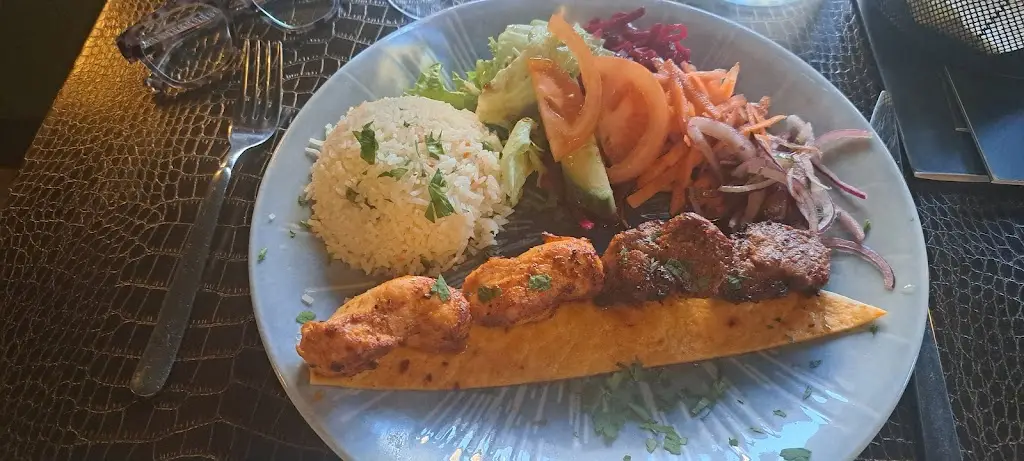 Menu_Nolaki_Stansted Mountfitchet_image_1