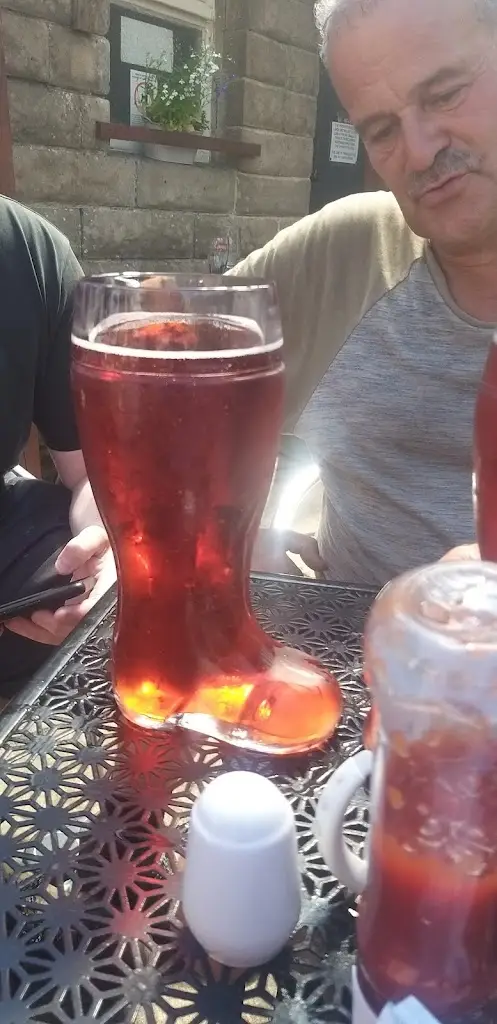 Menu_Craven Heifer at Stainforth_Stainforth_image_5