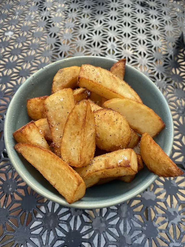 Menu_Craven Heifer at Stainforth_Stainforth_image_8