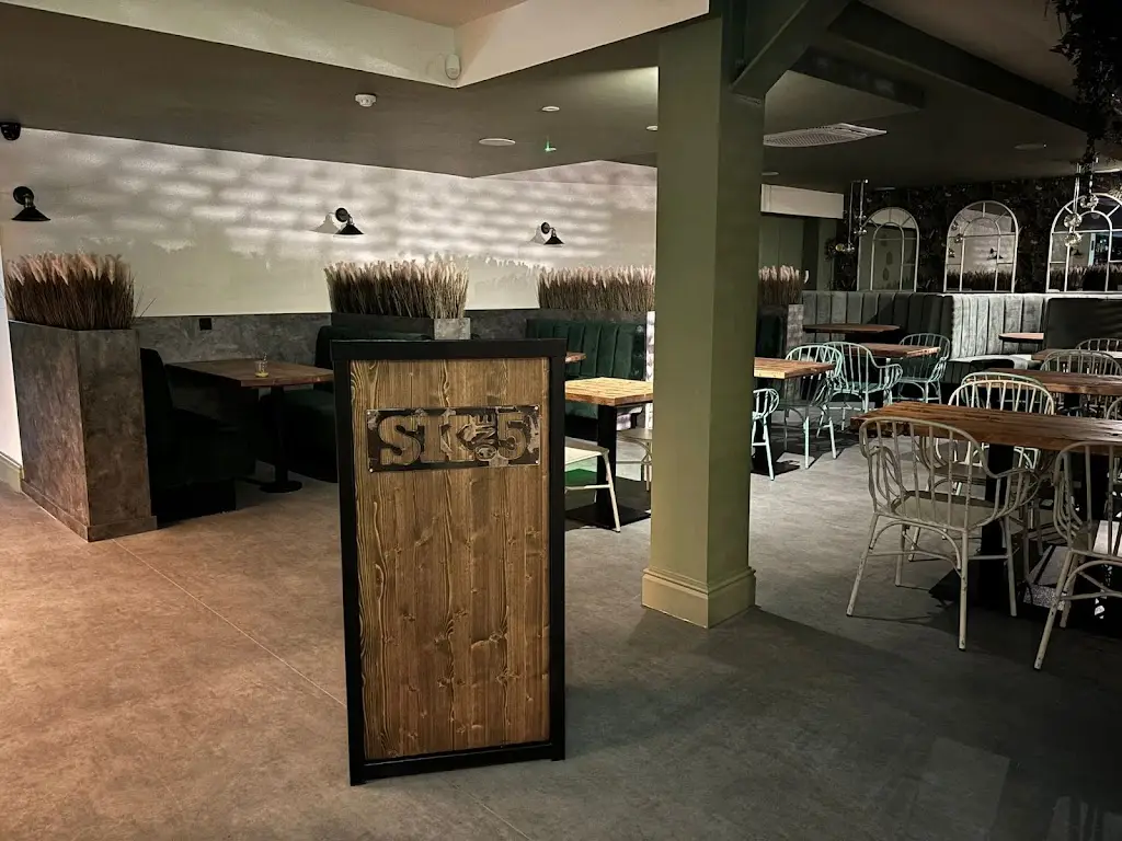 SK15 Cafe Bar & Bistro restaurant in Stalybridge