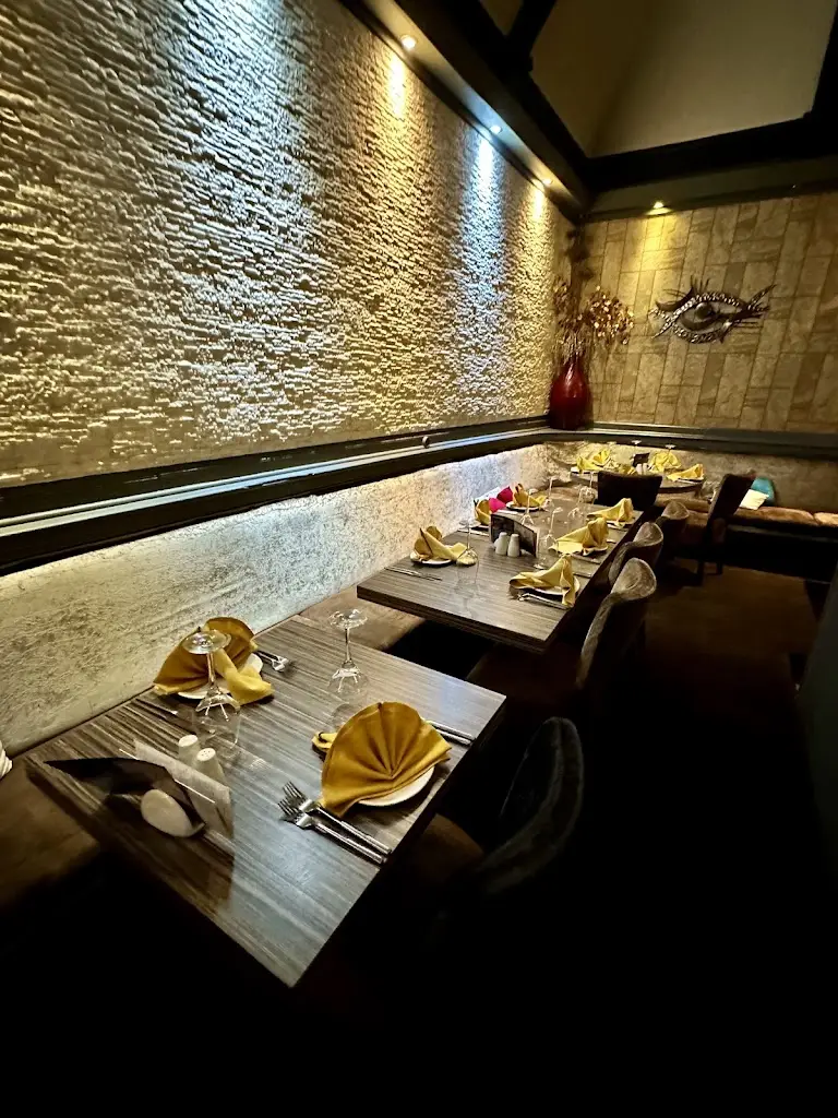 Candolim Restaurant_Stalybridge_slider_image_2