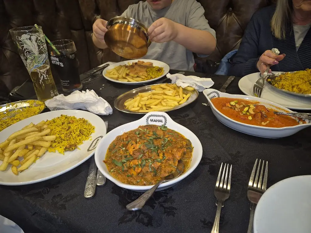Laura Lawton _Mahal Indian Restaurant_Stalybridge_review