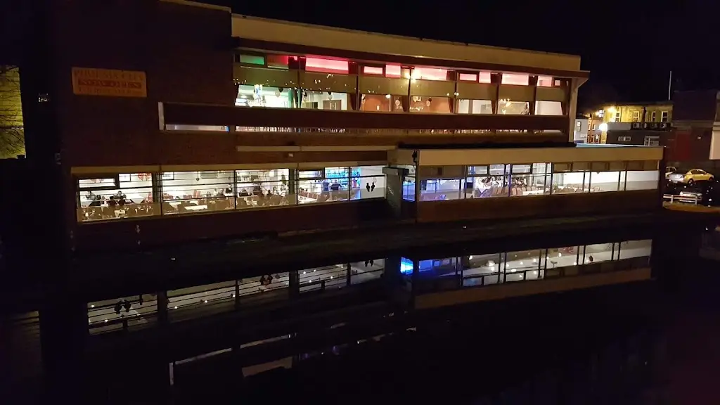 Johnnie K_Phoenix City_Stalybridge_review