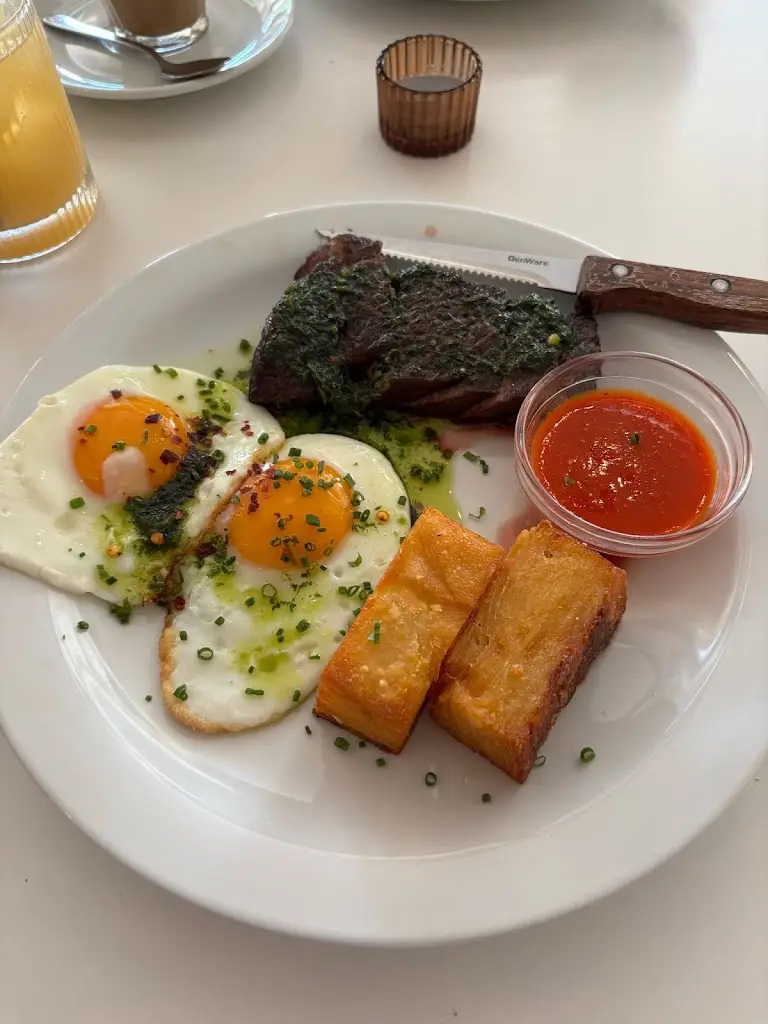 Menu_Cafe Continental_Stalybridge_image_8