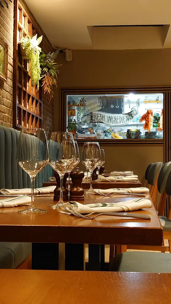 Sue Kajdi_Amalfi Beckenham_Beckingham_reseña