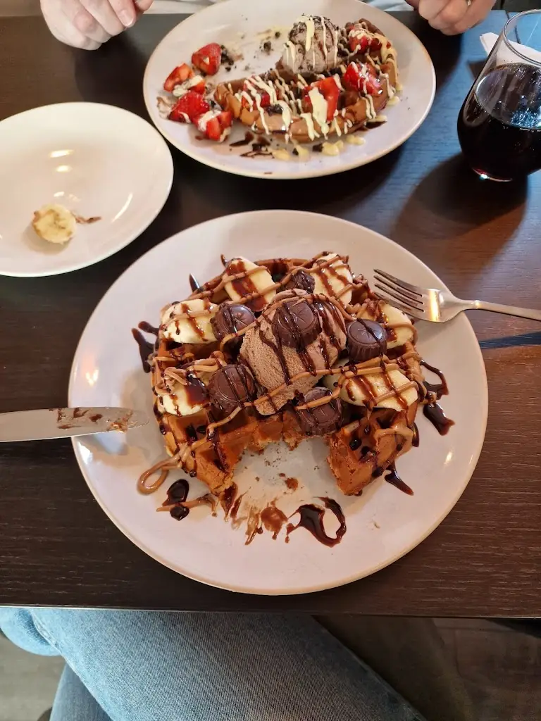 Jordan Swift_WAFFLED UK_St Austell_review