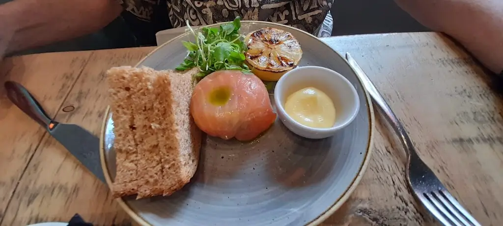 Peter John Lansdell_Papilio Beckenham_Beckenham_recensione