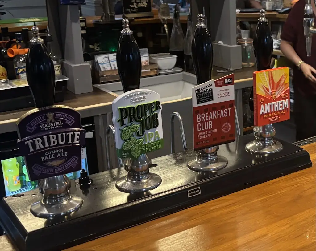 Duncan Andrews_Rashleigh Arms, Charlestown_St Austell_recensione