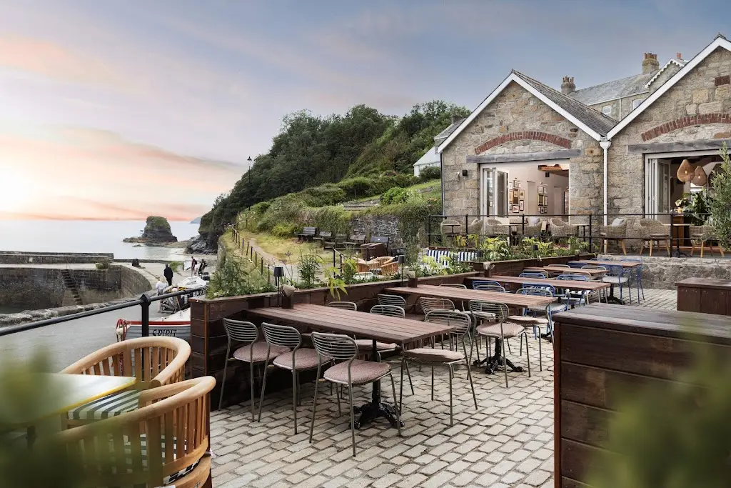 Pier House Hotel, Charlestown restaurant in St Austell