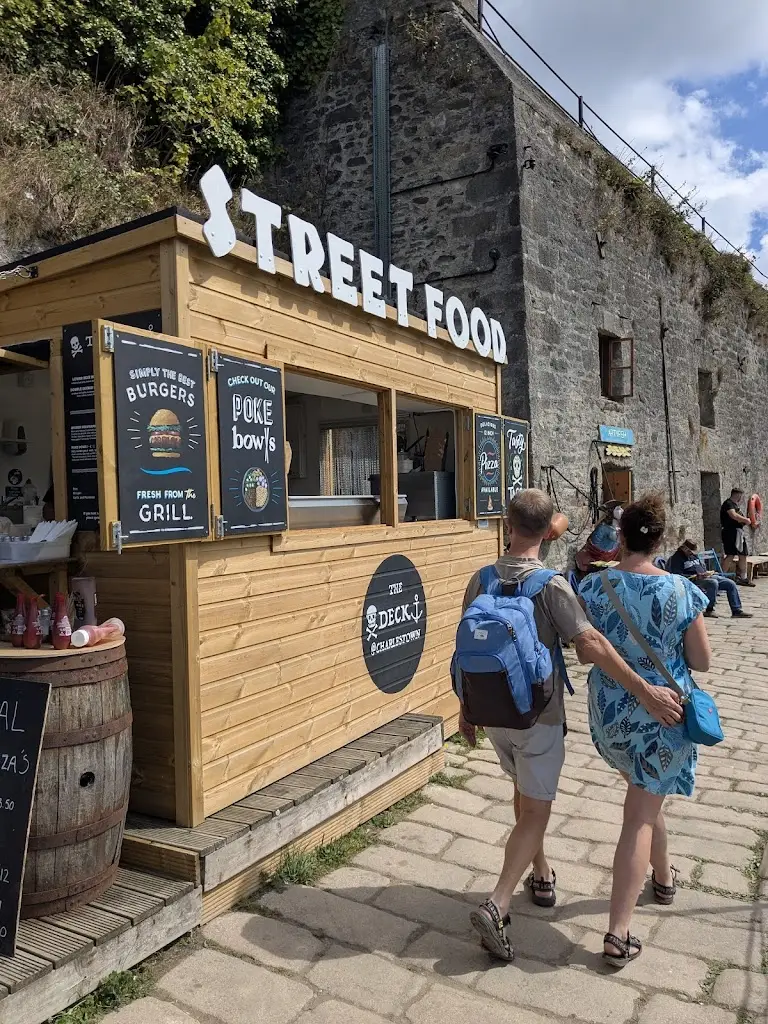 Stuart Johnson_The Deck @ Charlestown_St Austell_recensione