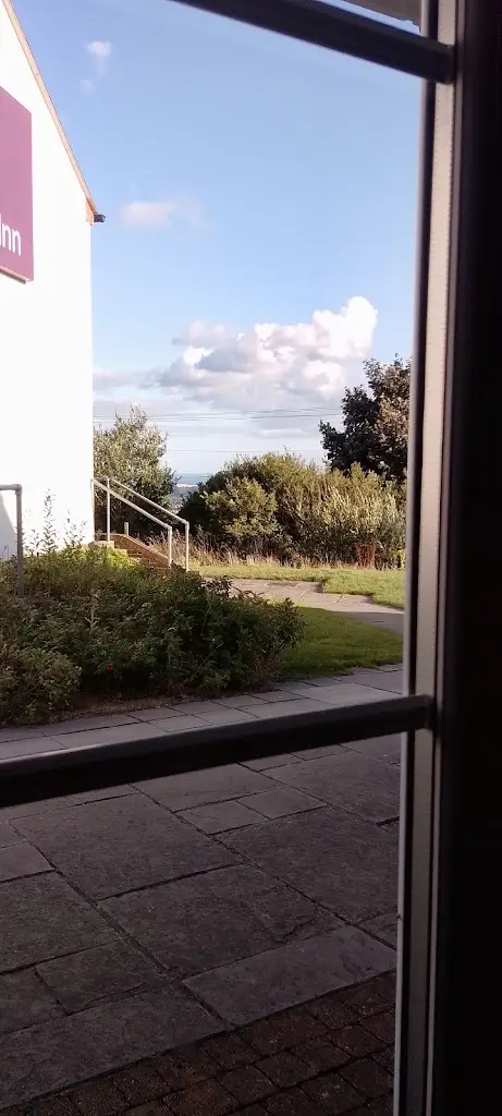 Juliet Whittaker_The Carclaze_St Austell_recensione