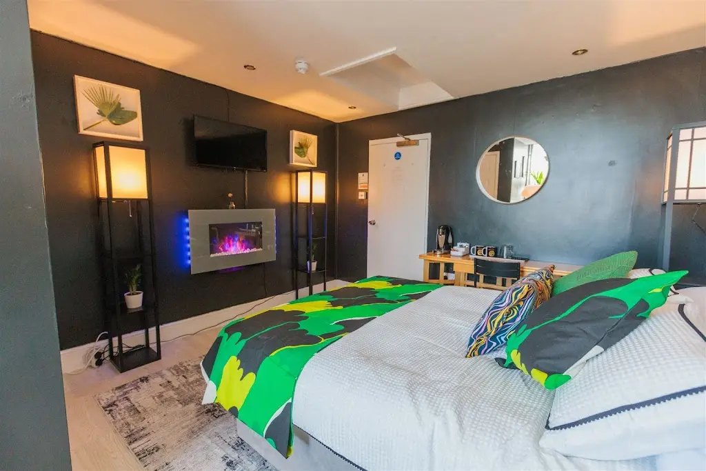 The Driftwood Inn_Starcross_slider_image_3