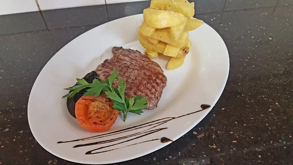 Jester's Bistro & Coffee Lounge Raunds_Stanwick_slider_image_3