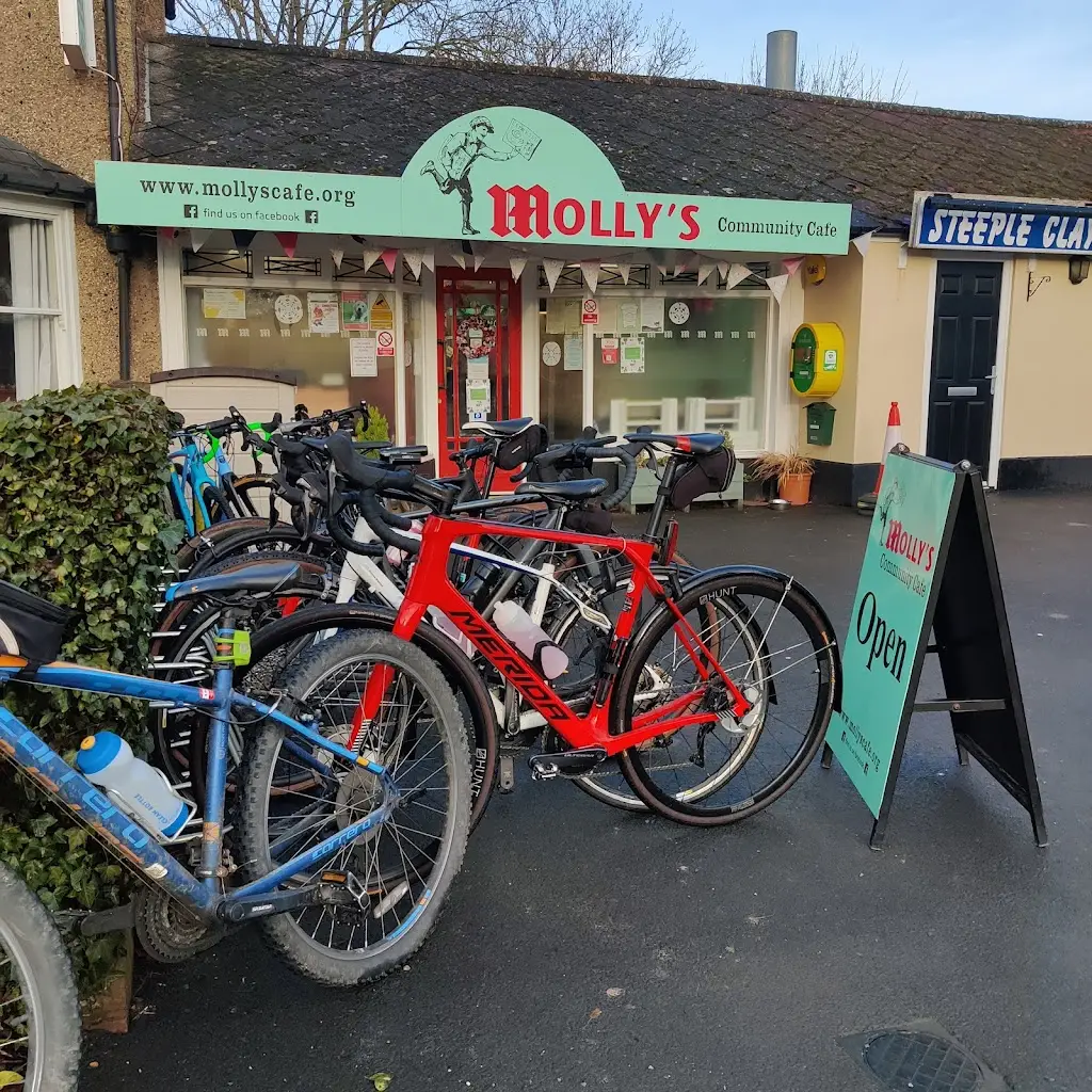 Molly's Community Cafe_Steeple Claydon_slider_image_3