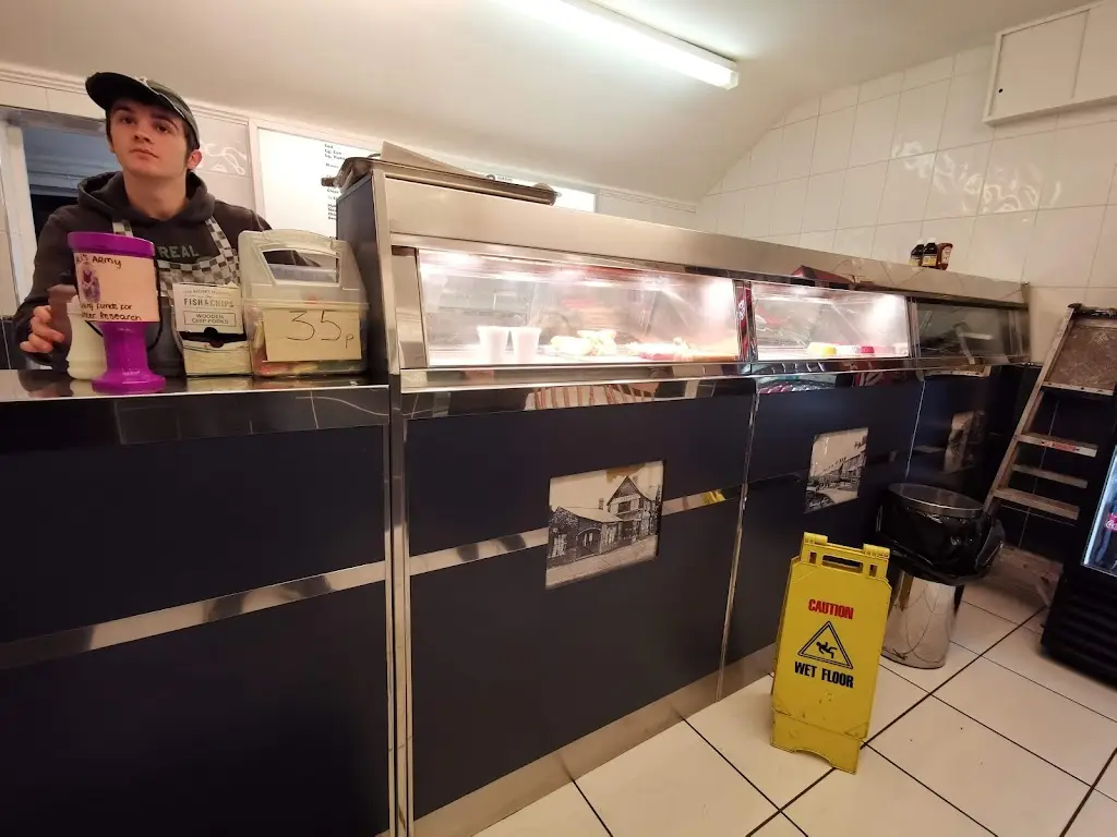 Steeple Claydon Fish Bar_Steeple Claydon_slider_image_3