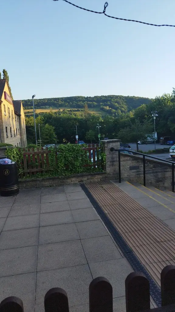 Leigh Parker_Premier Inn Bradford North (Bingley) hotel_Steeton_recensione
