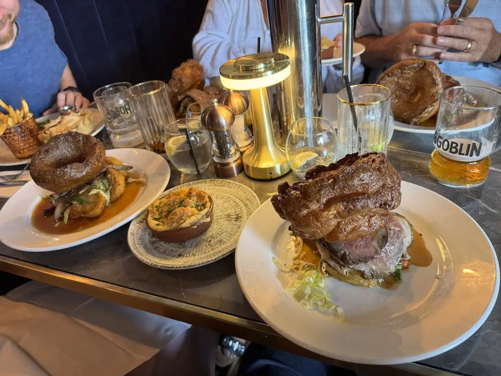 The Cross Keys Wood End_Stewartby_slider_image_3