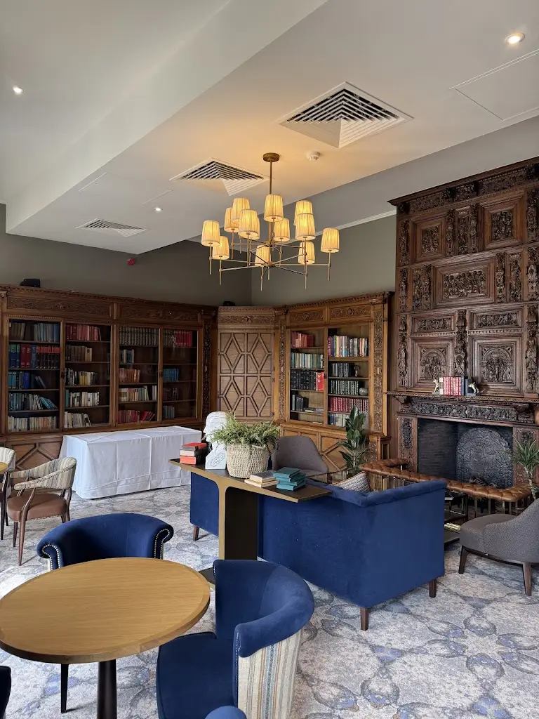 Rob Bujan Varela_Milton Hill House_Steventon_review