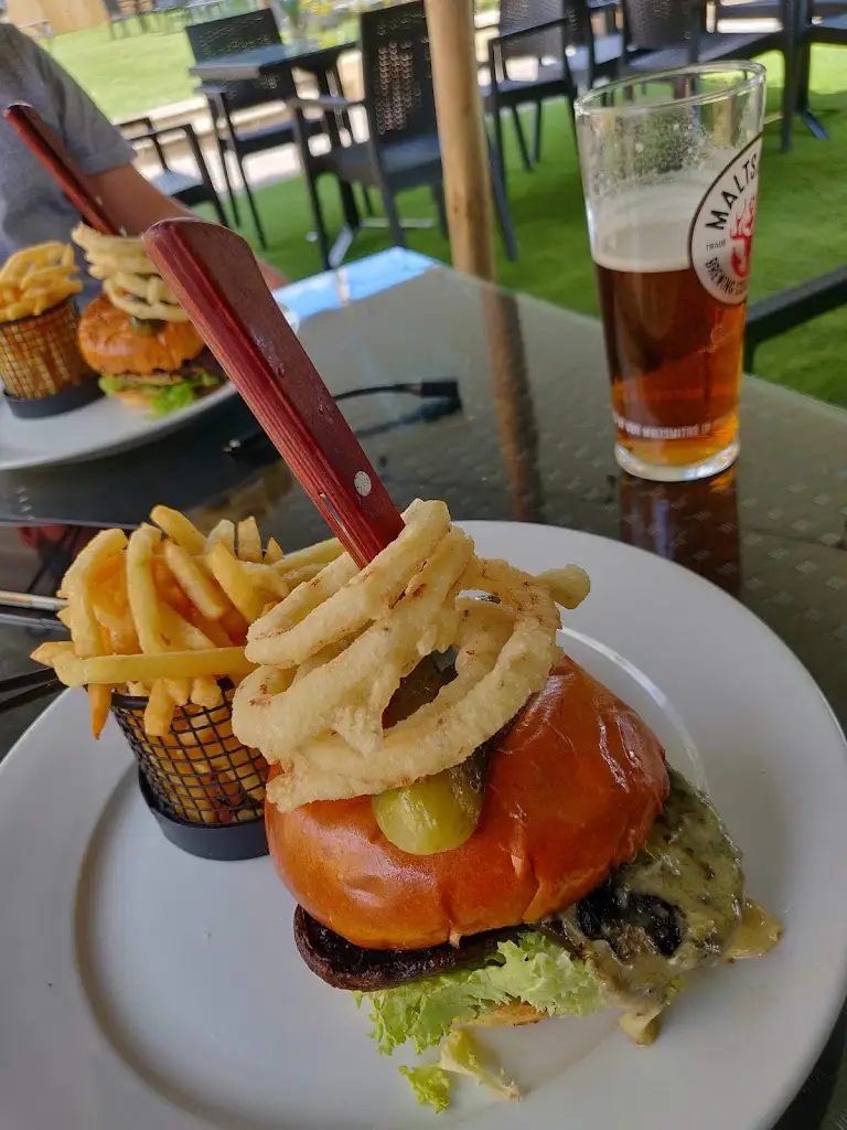 Menu_The Fox Inn_Steventon_image_4