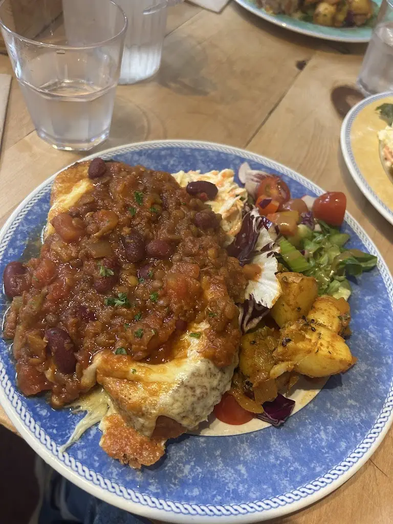 Wilf's Cafe  _Staveley_slider_image_3